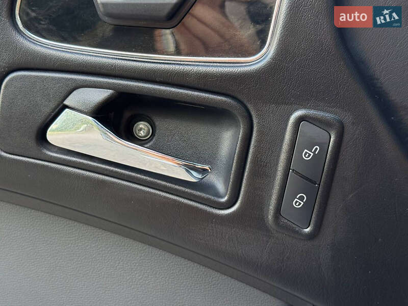 Позашляховик / Кросовер Mercedes-Benz G-Class 2014 в Кривому Розі фото 44 Позашляховик / Кросовер Mercedes-Benz G-Class 2014 в Кривому Розі