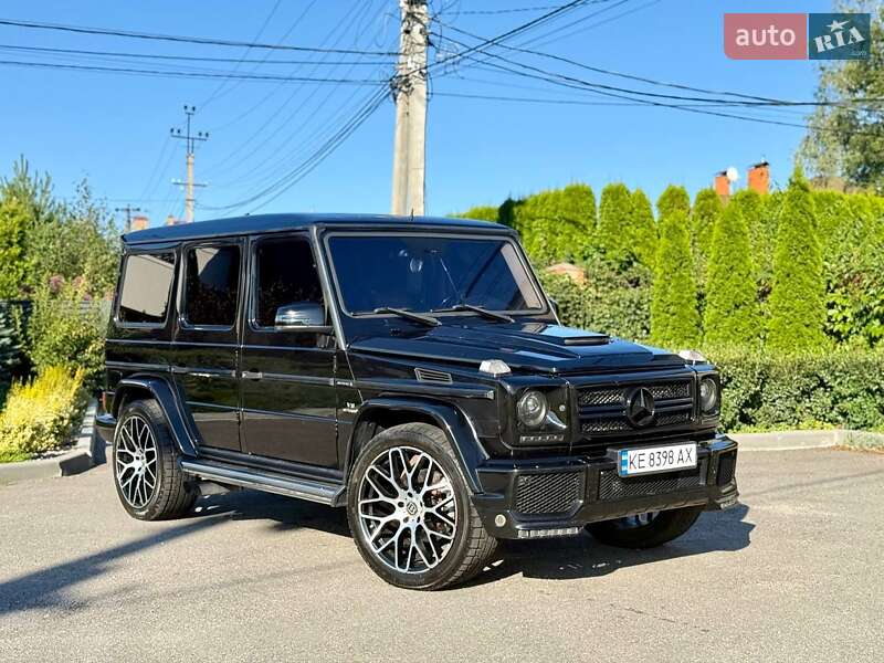 Mercedes-Benz G-Class 2011