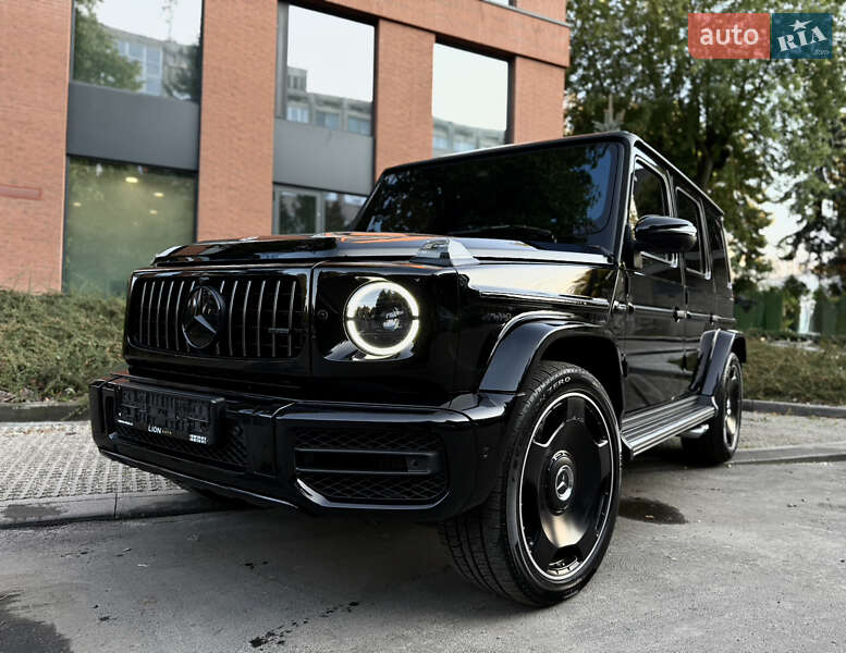 Mercedes-Benz G-Class 2023