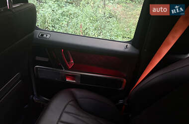 Позашляховик / Кросовер Mercedes-Benz G-Class 2018 в 