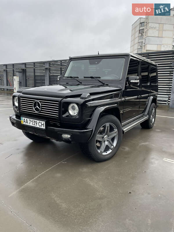 Внедорожник / Кроссовер Mercedes-Benz G-Class 2003 в 