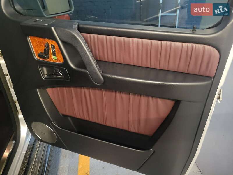 Внедорожник / Кроссовер Mercedes-Benz G-Class 2010 в Киеве фото 25 Внедорожник / Кроссовер Mercedes-Benz G-Class 2010 в Киеве