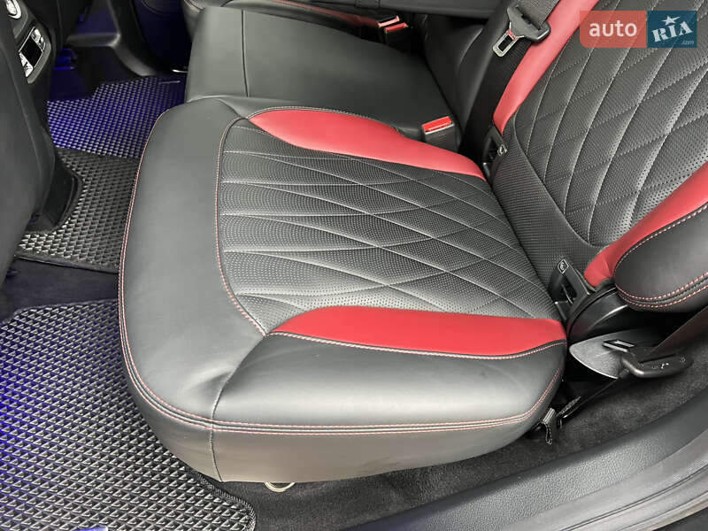 Позашляховик / Кросовер Mercedes-Benz G-Class 2019 в Києві