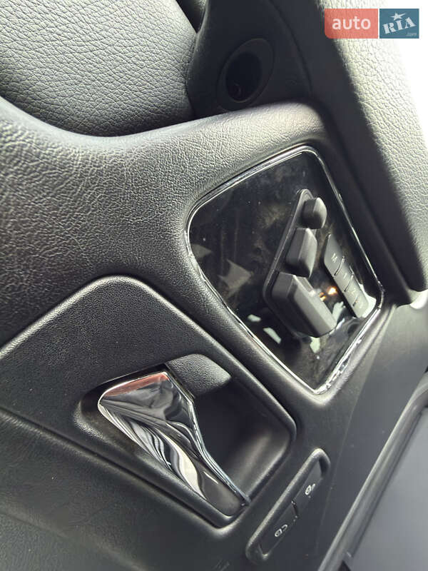 Внедорожник / Кроссовер Mercedes-Benz G-Class 2013 в Черновцах