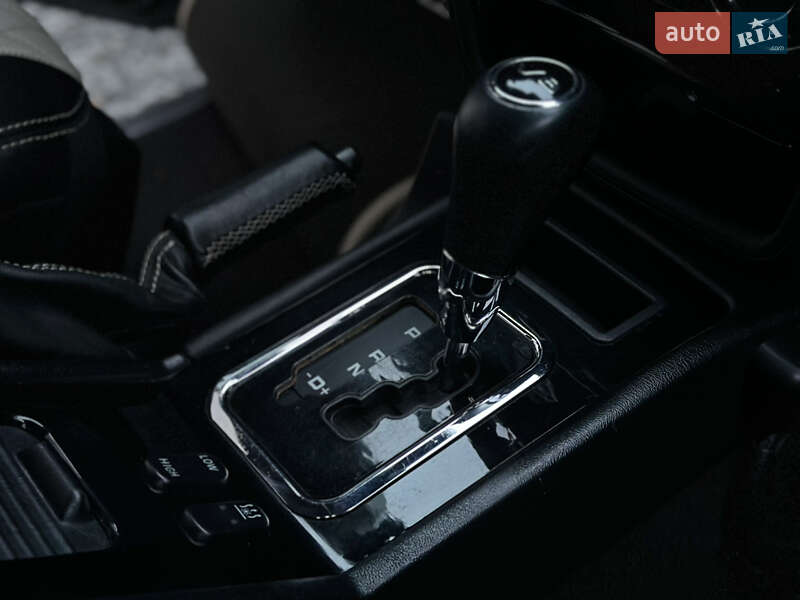 Внедорожник / Кроссовер Mercedes-Benz G-Class 2010 в Кельменцах