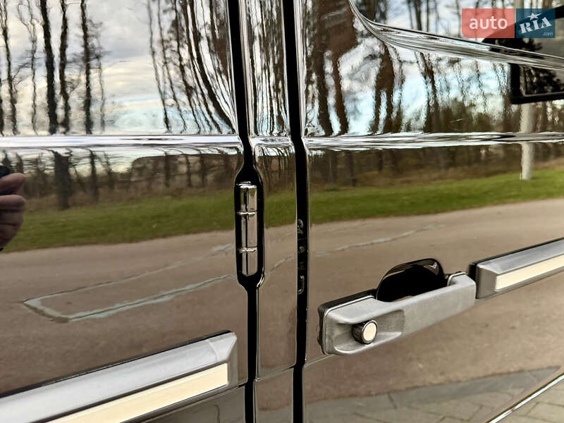 Позашляховик / Кросовер Mercedes-Benz G-Class 2006 в Житомирі фото 52 Позашляховик / Кросовер Mercedes-Benz G-Class 2006 в Житомирі