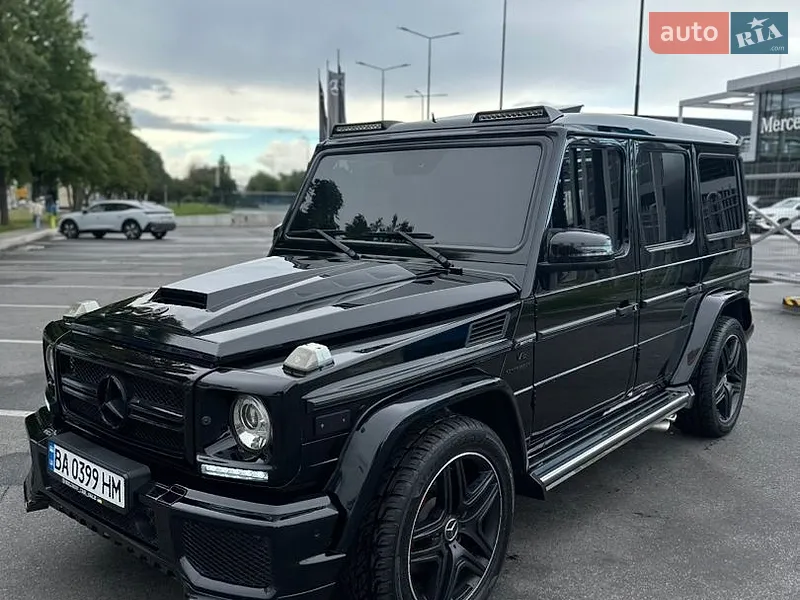 Mercedes-Benz G-Class 2011