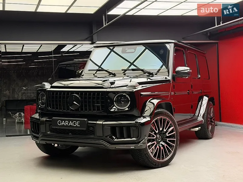 Mercedes-Benz G-Class
