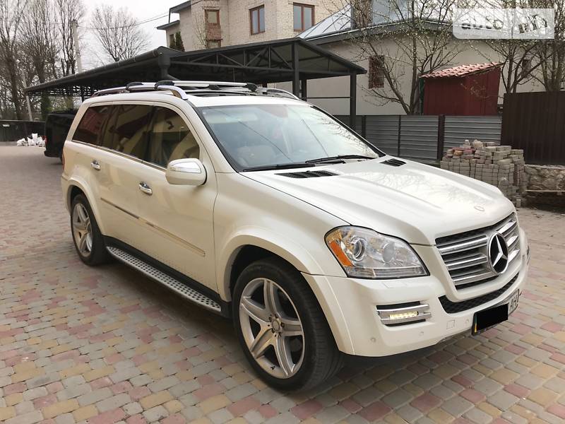 Mercedes-Benz GL 550