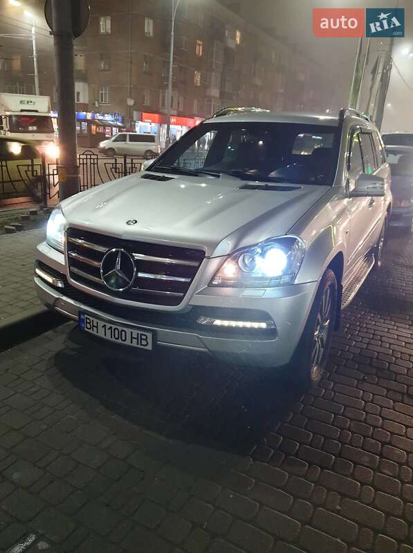 Внедорожник / Кроссовер Mercedes-Benz GL-Class 2012 в Киеве