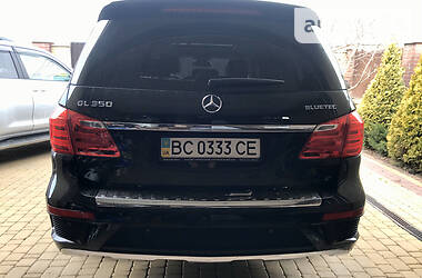 Позашляховик / Кросовер Mercedes-Benz GL-Class 2013 в 