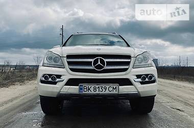 Позашляховик / Кросовер Mercedes-Benz GL-Class 2011 в 