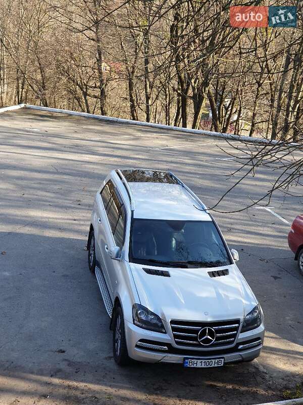 Внедорожник / Кроссовер Mercedes-Benz GL-Class 2012 в Киеве