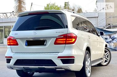 Позашляховик / Кросовер Mercedes-Benz GL-Class 2014 в 