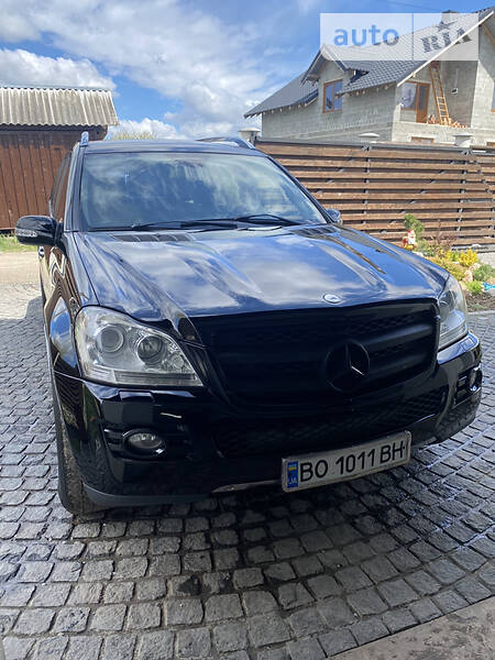 Позашляховик / Кросовер Mercedes-Benz GL-Class 2008 в 