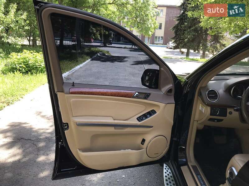 Позашляховик / Кросовер Mercedes-Benz GL-Class 2008 в Сумах