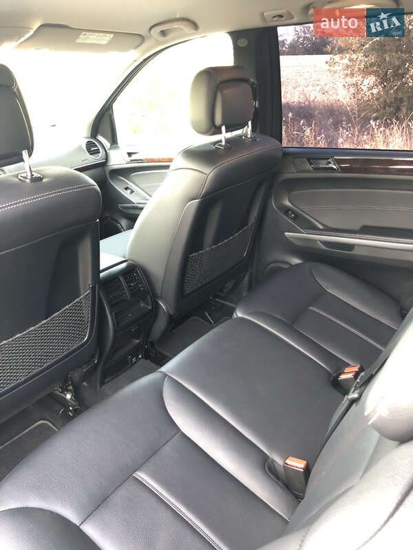 Внедорожник / Кроссовер Mercedes-Benz GL-Class 2011 в Обухове фото 21 Внедорожник / Кроссовер Mercedes-Benz GL-Class 2011 в Обухове