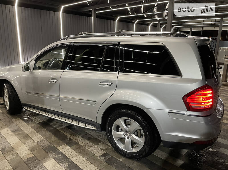 Внедорожник / Кроссовер Mercedes-Benz GL-Class 2011 в Ужгороде