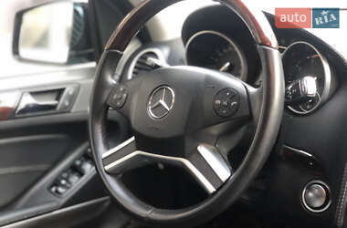 Внедорожник / Кроссовер Mercedes-Benz GL-Class 2011 в 