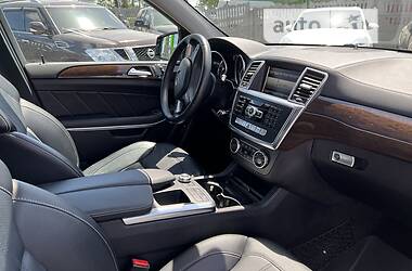 Позашляховик / Кросовер Mercedes-Benz GL-Class 2014 в 