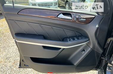 Позашляховик / Кросовер Mercedes-Benz GL-Class 2014 в 