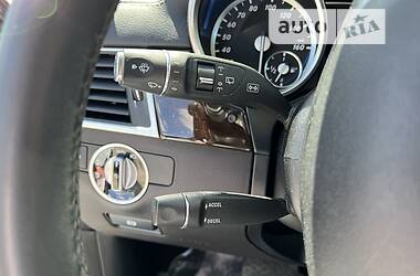 Позашляховик / Кросовер Mercedes-Benz GL-Class 2014 в 