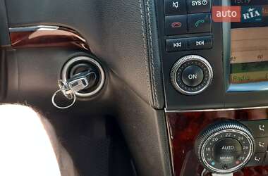 Внедорожник / Кроссовер Mercedes-Benz GL-Class 2012 в 