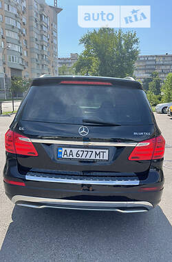 Позашляховик / Кросовер Mercedes-Benz GL-Class 2013 в Києві