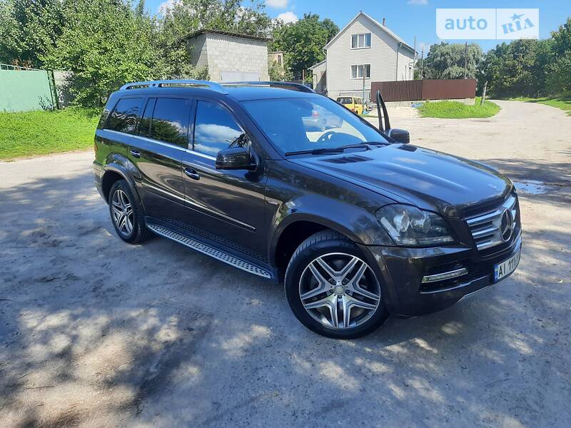 Mercedes-Benz GL-Class 2011