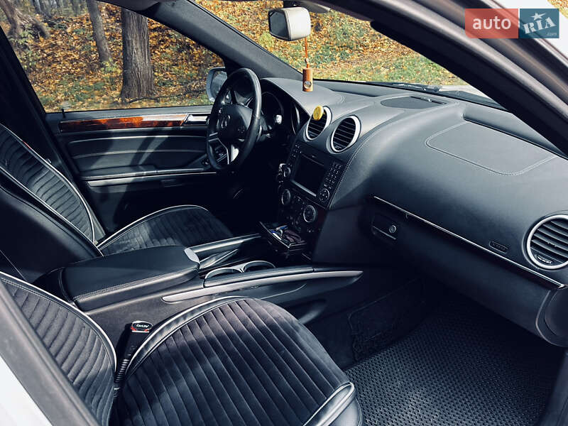 Внедорожник / Кроссовер Mercedes-Benz GL-Class 2010 в Черновцах