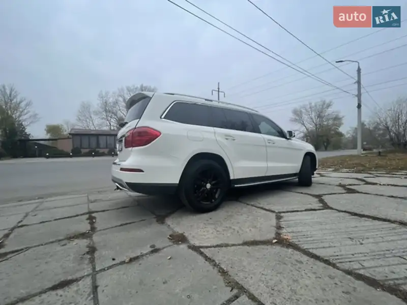Mercedes-Benz GL-Class