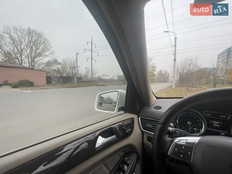 Внедорожник / Кроссовер Mercedes-Benz GL-Class 2013 в Днепре фото 10 Внедорожник / Кроссовер Mercedes-Benz GL-Class 2013 в Днепре