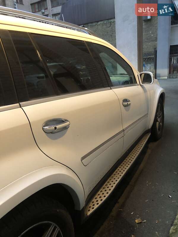 Внедорожник / Кроссовер Mercedes-Benz GL-Class 2007 в Киеве