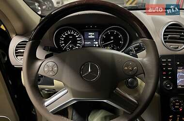 Позашляховик / Кросовер Mercedes-Benz GL-Class 2009 в 