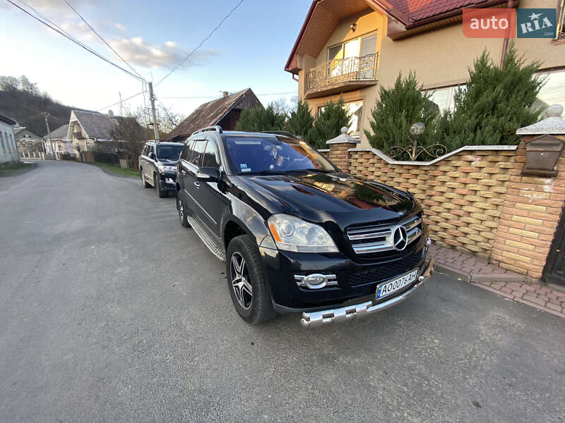 Внедорожник / Кроссовер Mercedes-Benz GL-Class 2007 в Тячеве