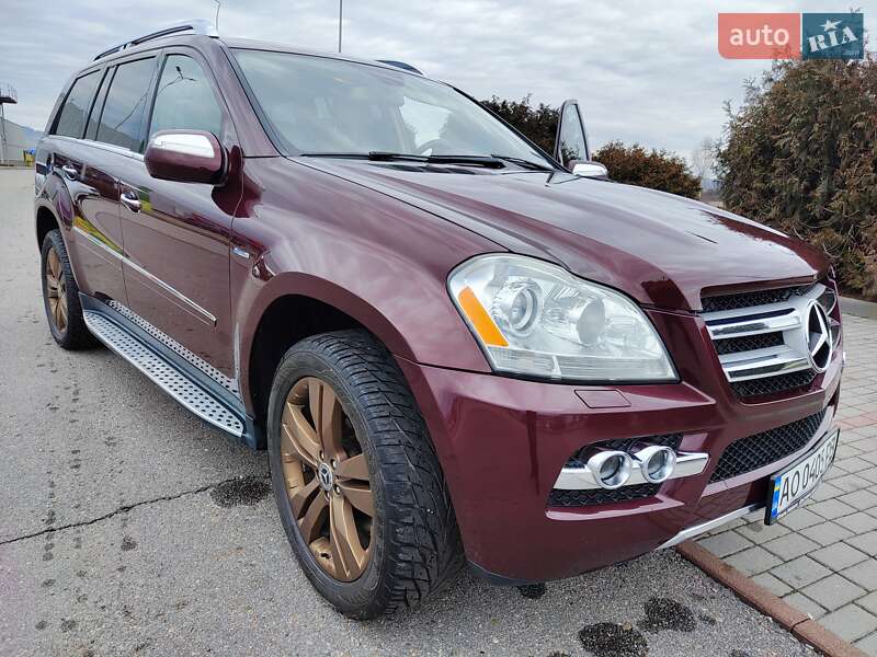 Mercedes-Benz GL-Class 2010