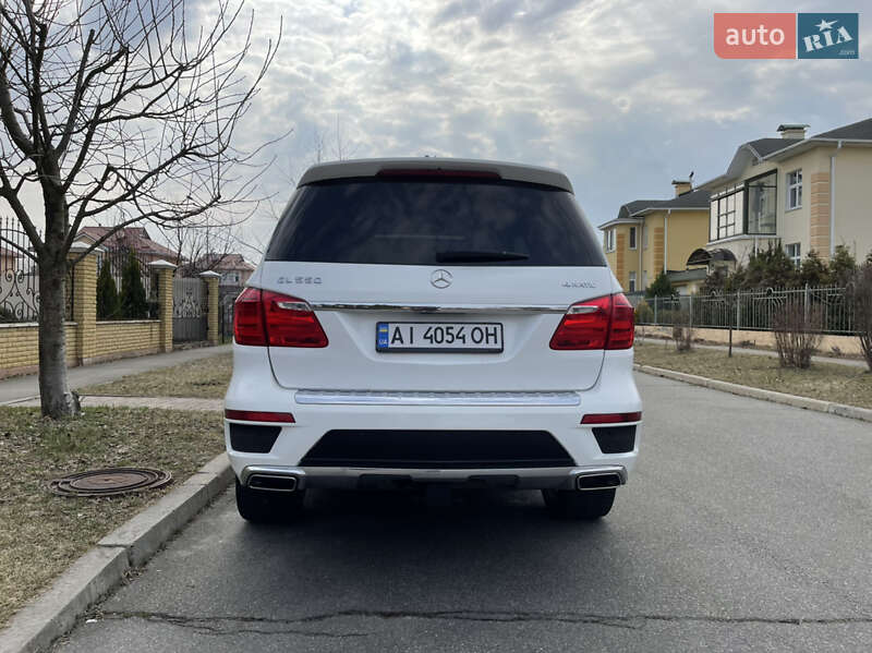 Позашляховик / Кросовер Mercedes-Benz GL-Class 2015 в Броварах
