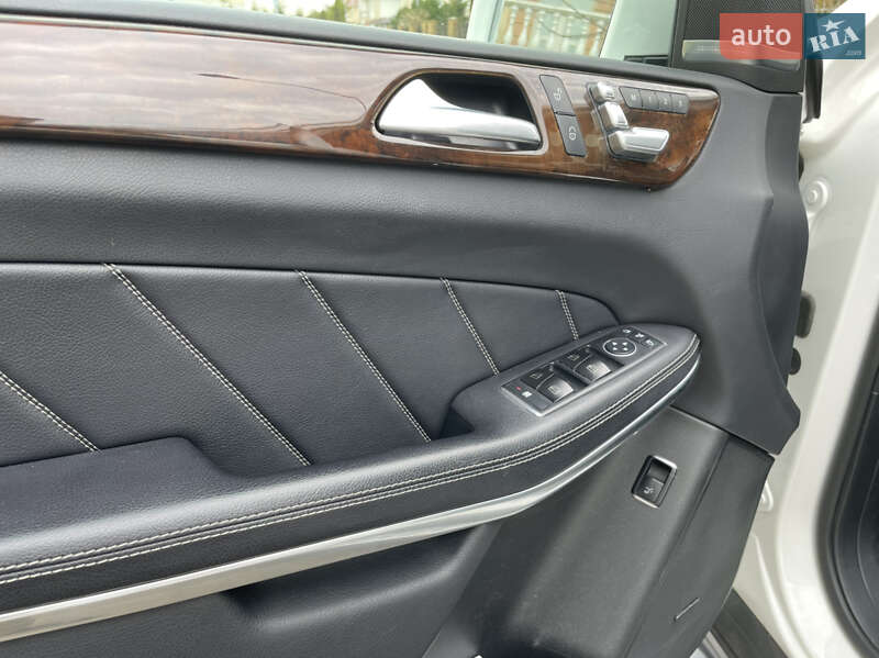 Позашляховик / Кросовер Mercedes-Benz GL-Class 2015 в Броварах