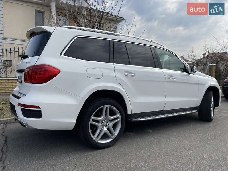 Позашляховик / Кросовер Mercedes-Benz GL-Class 2015 в Броварах