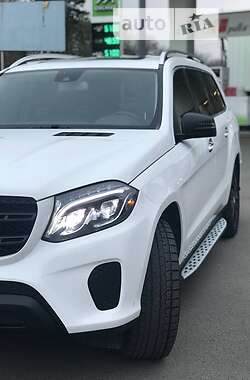 Позашляховик / Кросовер Mercedes-Benz GL-Class 2014 в 