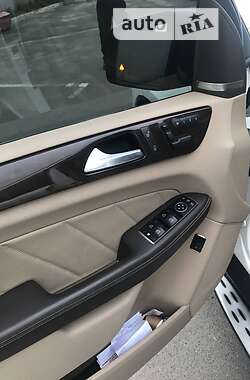 Позашляховик / Кросовер Mercedes-Benz GL-Class 2014 в 