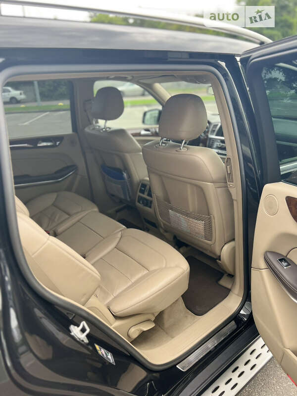 Внедорожник / Кроссовер Mercedes-Benz GL-Class 2014 в Киеве фото 10 Внедорожник / Кроссовер Mercedes-Benz GL-Class 2014 в Киеве