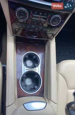 Внедорожник / Кроссовер Mercedes-Benz GL-Class 2011 в 