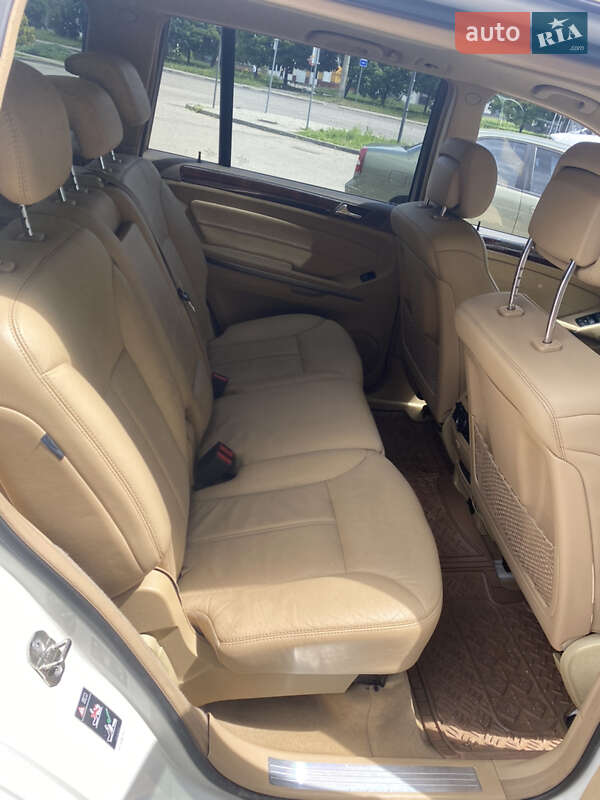Позашляховик / Кросовер Mercedes-Benz GL-Class 2011 в Івано-Франківську
