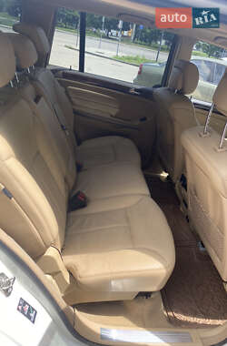 Внедорожник / Кроссовер Mercedes-Benz GL-Class 2011 в 