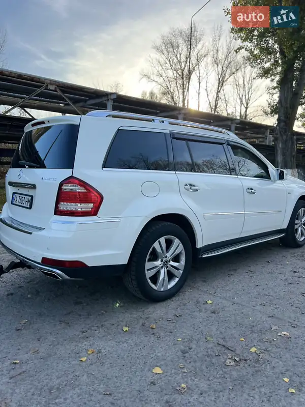 Mercedes-Benz GL-Class 2012