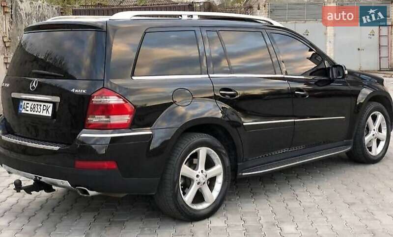 Позашляховик / Кросовер Mercedes-Benz GL-Class 2006 в Краснограді