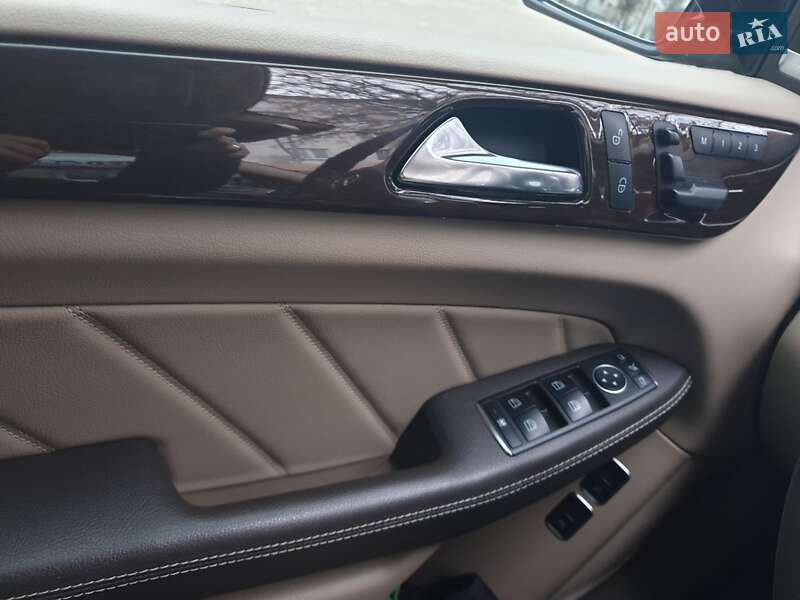 Позашляховик / Кросовер Mercedes-Benz GL-Class 2014 в Шостці