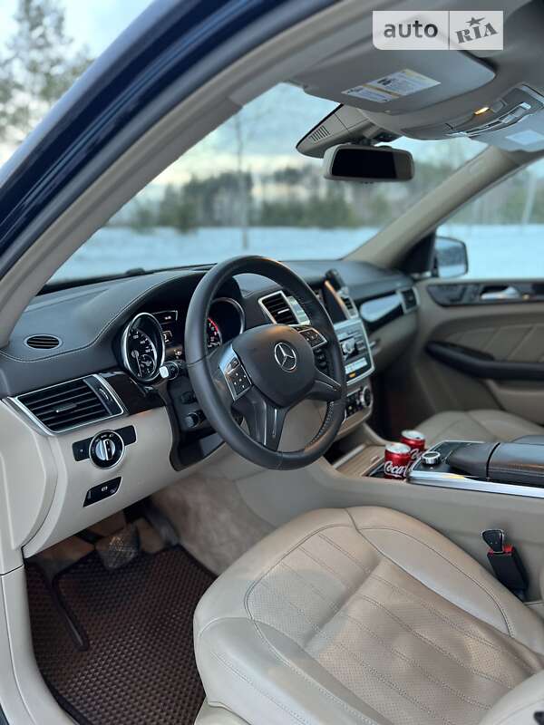 Позашляховик / Кросовер Mercedes-Benz GL-Class 2015 в Ковелі фото 20 Позашляховик / Кросовер Mercedes-Benz GL-Class 2015 в Ковелі
