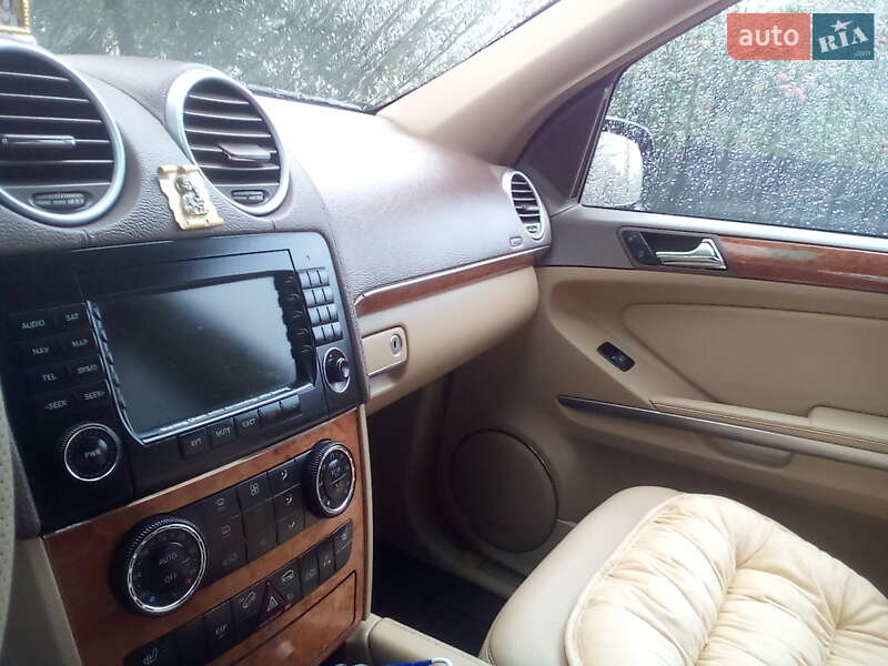 Внедорожник / Кроссовер Mercedes-Benz GL-Class 2008 в Шепетовке фото 10 Внедорожник / Кроссовер Mercedes-Benz GL-Class 2008 в Шепетовке